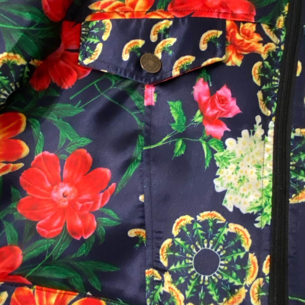 Exclusive Jacket - Picture 2 of 2